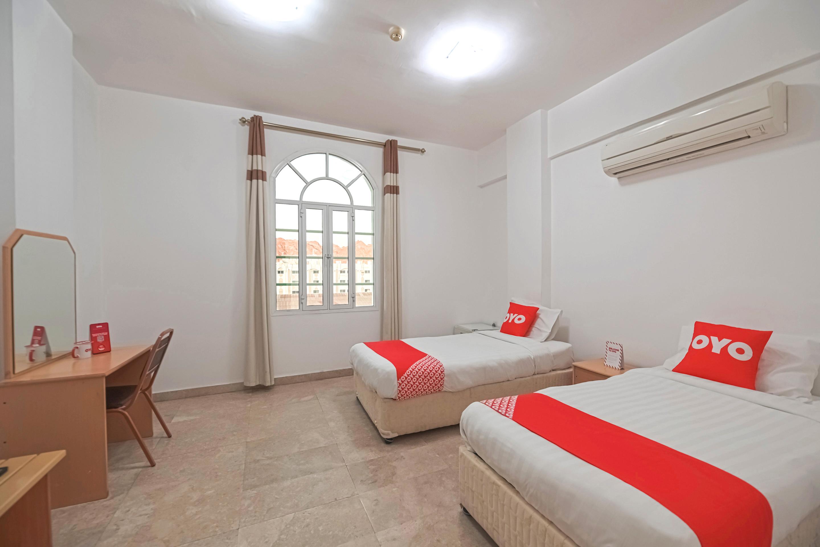 Majestic Hotel Wadi Kabir Exterior photo