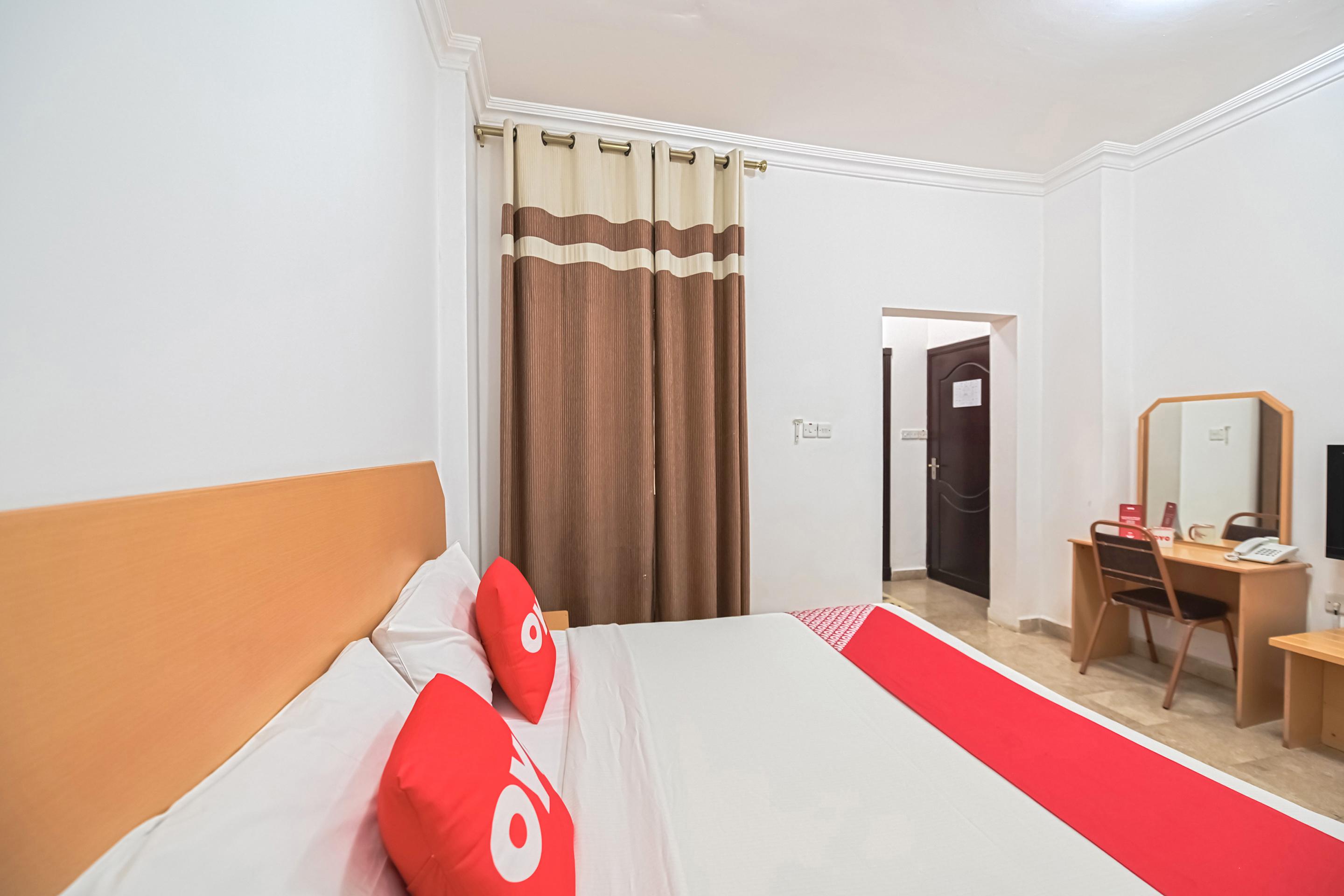 Majestic Hotel Wadi Kabir Exterior photo